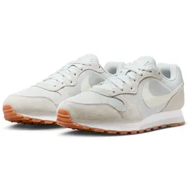 Nike MD Runner 2 Damen Grau 40