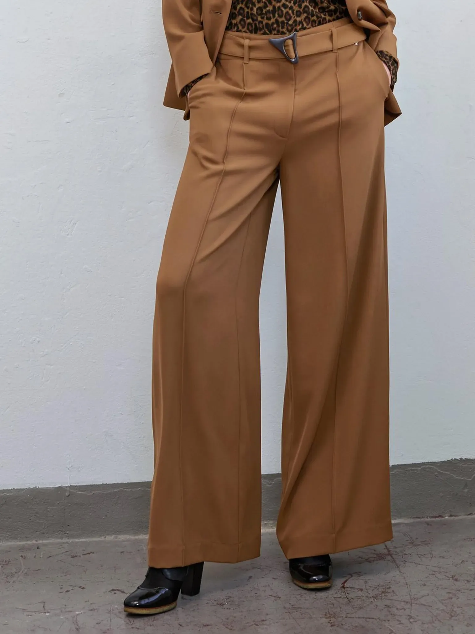 Le pantalon modèle Bea  BASLER marron