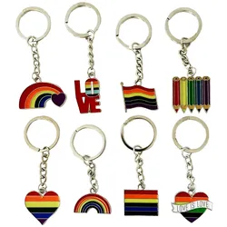 Out of the Blue Pride 8er Set Metall-Schlüsselanhänger – verschiedene Designs mit Regenbogen-Motiven