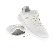 On The Roger Advantage All White 47