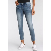 Arizona 7/8-Jeans »mit Keileinsätzen«, Low Waist, Gr. 52 - N-Gr, mid-blue-used, , 39265046-52 N-Gr