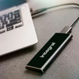 Integral SlimXpress Portable SSD 1 TB Schwarz (1000 GB), Externe SSD, Schwarz