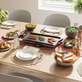 Tristar Slim M – Großzügige Backfläche von 46 x 26 cm – Antihaftbeschichtung – Abnehmbare Cool-Touch Griffe – Einstellbarer Thermostat – Leicht zu reinigen – BP-2667 Tischgrill Silber, Schwarz