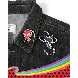 corimori Miraculous Ladybug Schatulle aus Holz | 2er Set aus Master Fu Miracle Box 26cm + 6 Anstecker