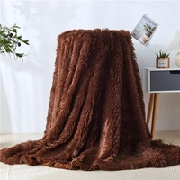 Menkala Plüsch Kuscheldecke Braun Flauschige Kunstfelldecke Weiche Felldecke Warm Plüschdecke Kuschelige Fellimitat Fleecedecke Wohndecke Fluffy Blanket üBerwurfdecke Couchdecke Tagesdecke 130x160