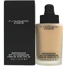 MAC Studio Waterweight Foundation LSF 30 NC15 30 ml