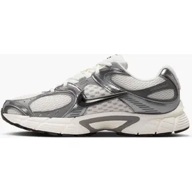 Nike V5 RNR Herren Freizeitschuhe, weiß, 41