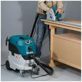 Makita VC4210M