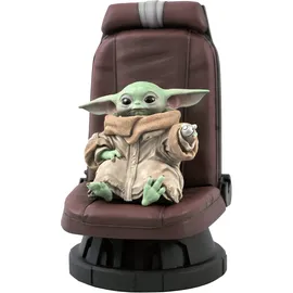 DIAMOND SELECT TOYS Star Wars: The Mandalorian - The Child in Co-Pilot Seat Statue 30 cm