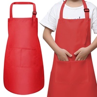 KOOKZ 2 Stück Rot Kinder Schürze, Verstellbare Kinderschürze Mädchen/Jungen mit Taschen, Ideal Kinderschürzen Kochschürze Kostüm für Küche Kochen Backen Malerei (4-13 Jahre)