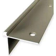 küberit Treppenkantenprofil 32 x 42 x 2500 mm Winkelprofil Einfasshöhe 4 mm Aluminium Glatt Doppelt Versetzt Versenkt Gebohrt Sand Küberit
