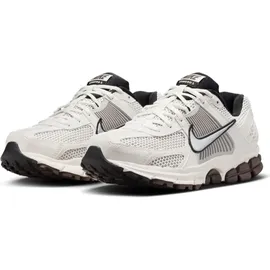 Nike Zoom Vomero 5 Trainers EU 39 - 39 EU