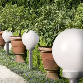 ETC Shop 4er Set Outdoor LED Solar Kugel Leuchte Deko Lampe IP44 8hrs Beleuchtung Erdspieß Garten Veranda Hof Weg