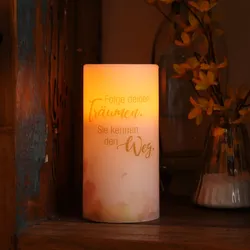 LED Kerze mit Blumenmotiv und Zitat - Echtwachs - orange flackernde LED - H: 15cm - D: 7,5cm - Innen
