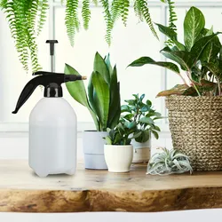 Relaxdays Drucksprüher 2 Liter, einstellbare Messingdüse, Wasser & Unkrautvernichter, Sprühflasche Garten, weiß/schwarz