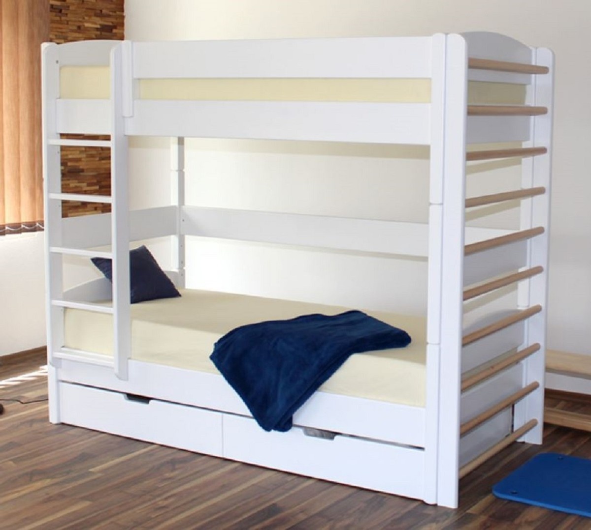 Casa Padrino Luxus Massivholz Kinder Etagenbett Weiß / Naturfarben 211 x 98 x H. 185 cm - Multifunktions Kinderbett mit Leiter und Sprossenwand - Kinderzimmer Möbel