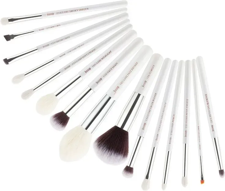 Jessup Haarbürsten-Set, 15-teilig, in Weiß/Silber gemischt