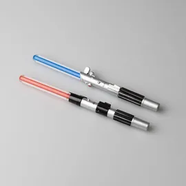 Grupo Erik Star Wars Set mit 2 Lichtschwert-Stiften