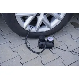 CARTREND Kompressor mit Manometer bis 18 bar