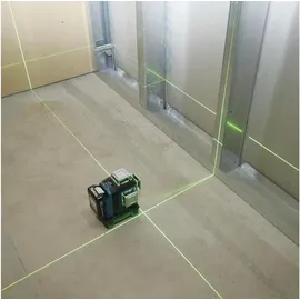 Makita Kreuzlinienlaser SK700GD 12V max. selbstnivellierend IP54