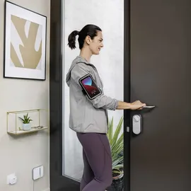 Bosch Yale Linus Smart Lock Türschloss inkl. WiFi Bridge Silber
