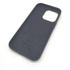 Apple iPhone 16 Pro Silikon Case mit MagSafe schwarz