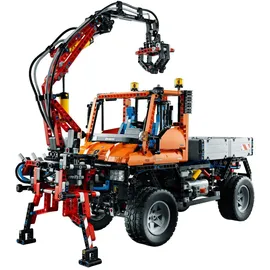 LEGO Technic Mercedes-Benz Unimog U 400 (8110)