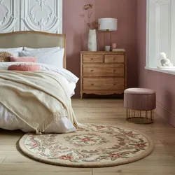 Kadima Design Traditioneller Wollteppich `Beauly` mit Handgeschnitzten Details. Farbe: Braun-Beige, 120x120 cm