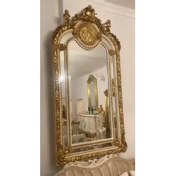 Casa Padrino Barock Spiegel Gold / Cremeweiß - Handgefertigter Barockstil Wandspiegel mit eleganten Verzierungen und dekorativen Engelsfiguren - Barock Möbel - Edel & Prunkvoll