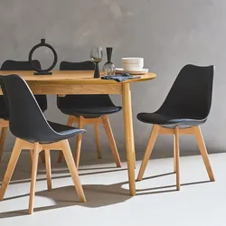 4er-Set skandinavische Stühle, schwarz, Beine aus Buchenholz, Kunststoffschale - Nils