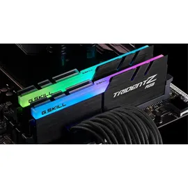 G.SKILL Trident Z RGB 16GB DDR4-4000 Kit Arbeitsspeicher, schwarz, F4-4000C18D-16GTZRB,