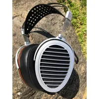 HiFiman HE1000se