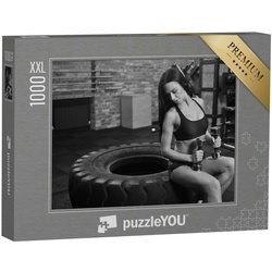 puzzleYOU Puzzle Sexy Fitness-Modell mit Hanteln, schwarz-weiß, 1000 Puzzleteile, puzzleYOU-Kollektionen Erotik