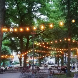 satisfire Illu-Partylichterkette 40 m Schwarz 60 ultra-warmweiße LED Kugeln