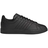 Core Black / Core Black / Cloud White 42