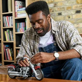 LEGO Creator Expert Harley-Davidson Fat Boy 10269