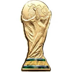 Shaped-Münze in Form des offiziellen WM-Pokals