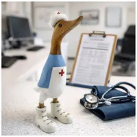 Hti-Living Deko Holzente Carla Krankenschwester handgemacht aus Bambus 27 cm