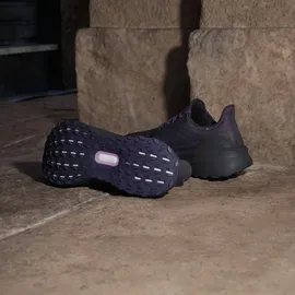 adidas ULTRABOOST 5 GTX - Aurora Black / Aurora Black / Aurora Plum - 40