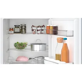 Bosch Serie 4 KUR21VFE0 Einbaukühlschrank (134 l, 820 mm hoch)