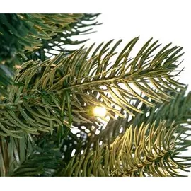 Dehner künstlicher LED-Weihnachtsbaum Finja, ca. H240 cm, Grün
