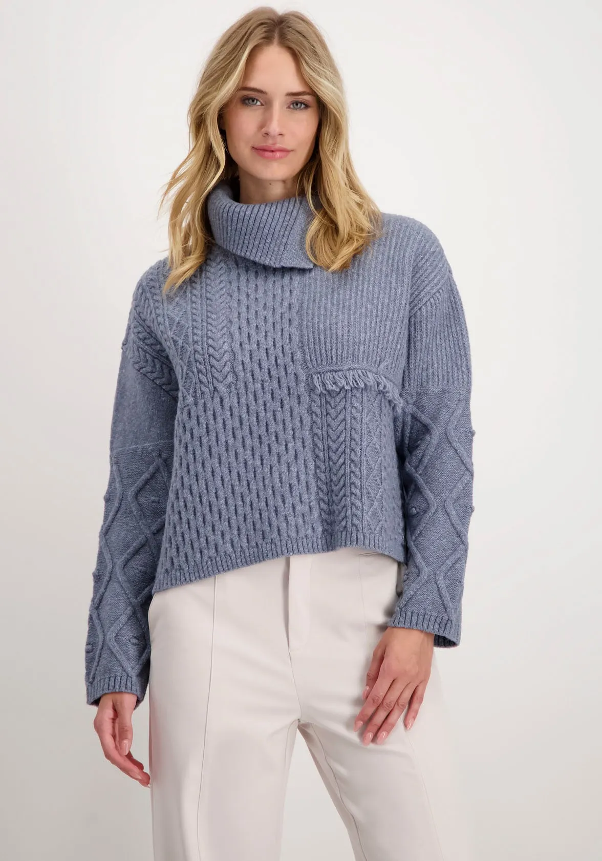 Monari Rollkragenpullover, im Strukturmix mit Zopfmuster und Fransen Monari smokey blue 42