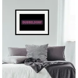 queence Bild »DÜSSELDORF LIGHTS«, Städte-Schriftzug-Düsseldorf, (1 St.), HD Premium Poster-Druck inkl. Holzrahmen queence Farbe Rahmen: schwarz + Farbe Bild(er): schwarz/grün