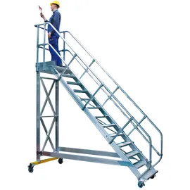 Günzburger Plattformtreppe 45° 800 cm Aluminium