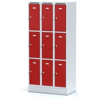 Schließfachschrank aus Blech auf Sockel mit Aufbewahrungsboxen, 9 Boxen, rote Tür, Drehriegelschloss