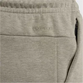 Nike Primary Dri-FIT UV Versatile Jogginghose Herren 320 light army/htr/light army S
