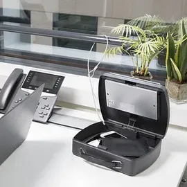 Master Lock Master Lock® Tragbarer Tresor P008EML schwarz 15,0 x 20,3 x 6,6 cm