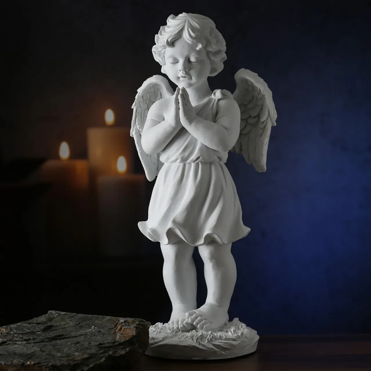 Engel stehend und betend - Gartenfigur - Grabschmuck - H: 50cm - wei√ü