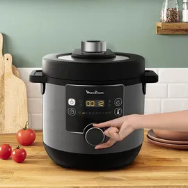 Moulinex Turbo Cuisine & Fry CE7788-2 in 1: Elektrischer Schnellkochtopf und Luftfritteuse 1450 W Leistung, antihaftbeschichtet, 15 automatische Programme, Timer, Zubehör, schwarz