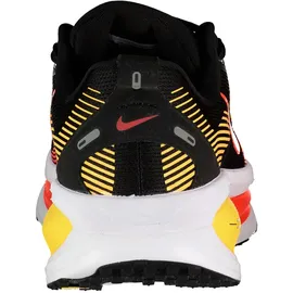 Nike Vomero 18 Herren Black/Lightning Crimson/Topaz Gold/Bright Crimson 47
